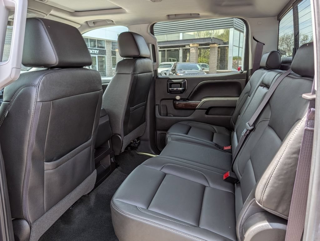 Used 2016 GMC Sierra 1500 SLT w/ SLT Premium Package AWD/4WD image 28