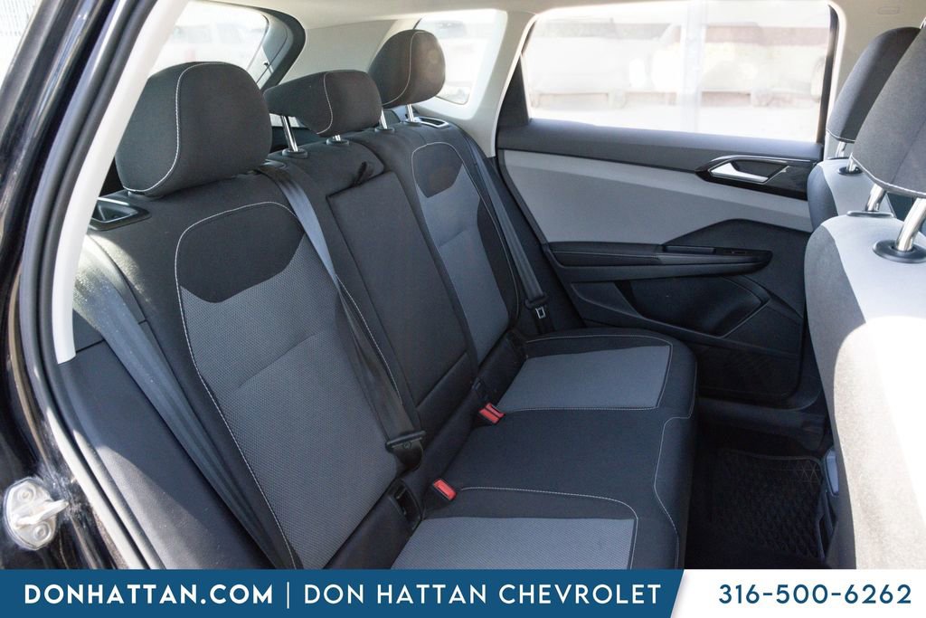 Used 2024 Volkswagen Taos S w/ MDO Package FWD image 16