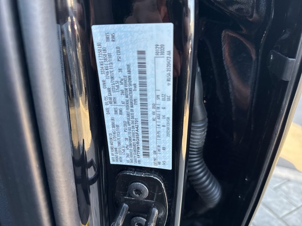 Used 2025 Ford F150 Raptor AWD/4WD image 25
