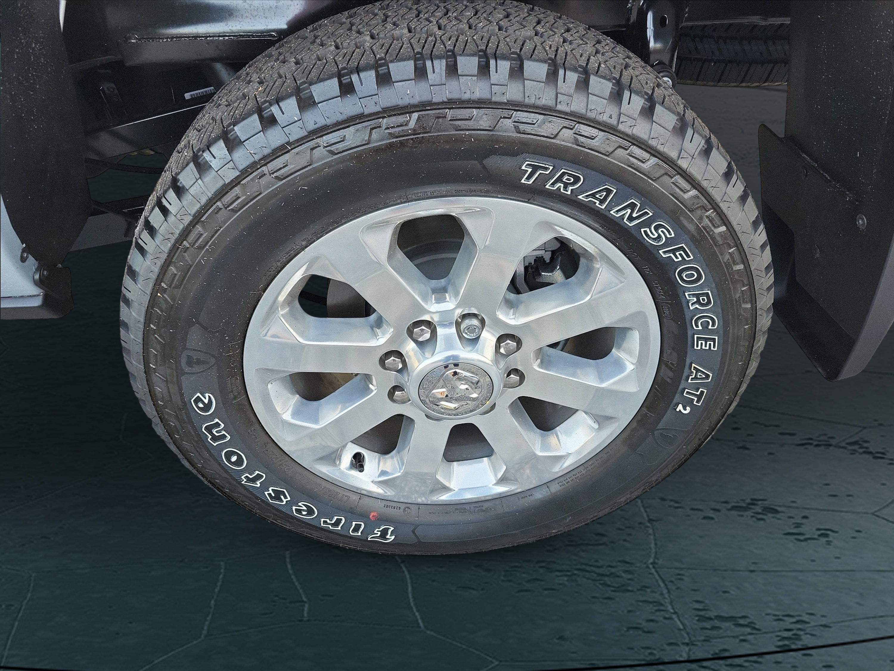 New 2026 RAM 2500 Laramie AWD/4WD image 10