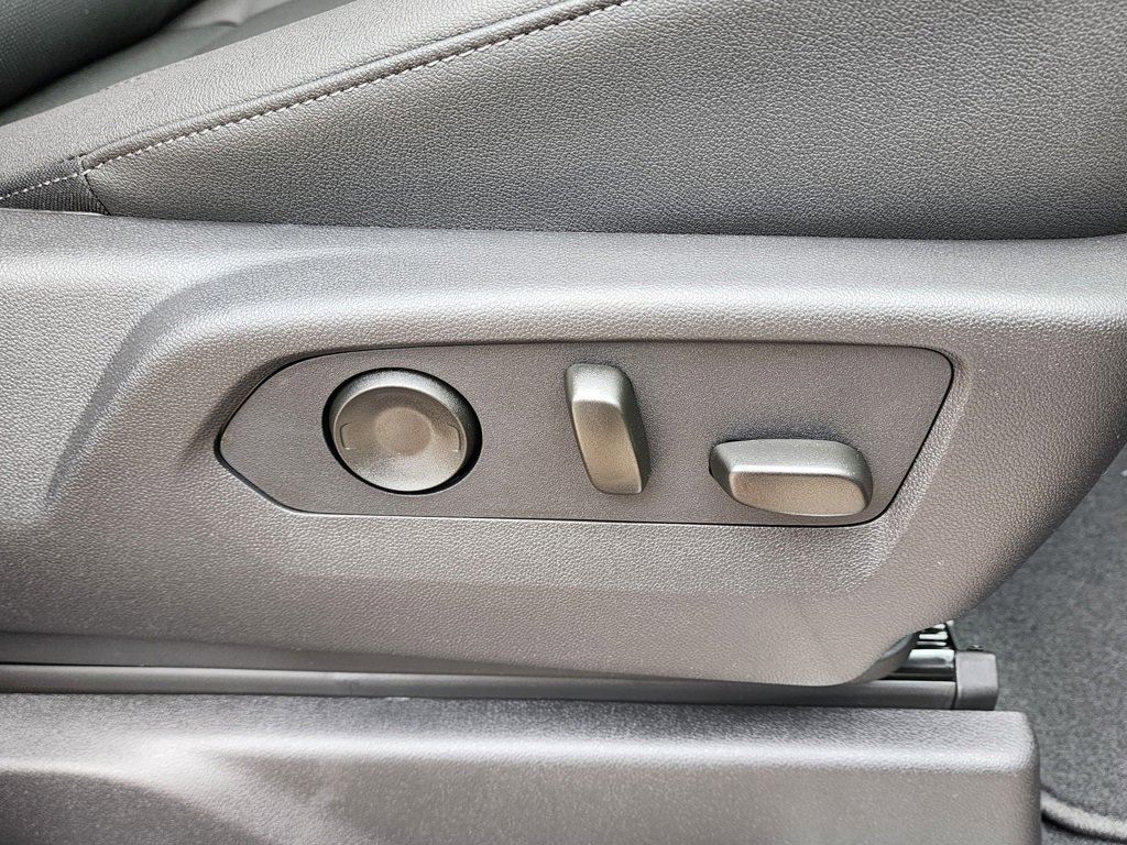 New 2026 GMC Sierra 1500 SLT w/ SLT Premium Plus Package image 39