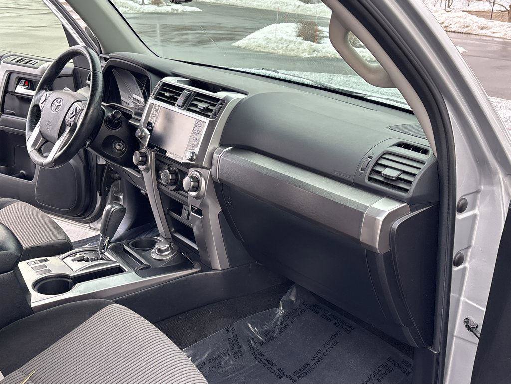 Used 2021 Toyota 4Runner SR5 image 36