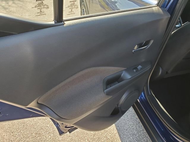 Used 2019 Nissan Kicks SV image 12