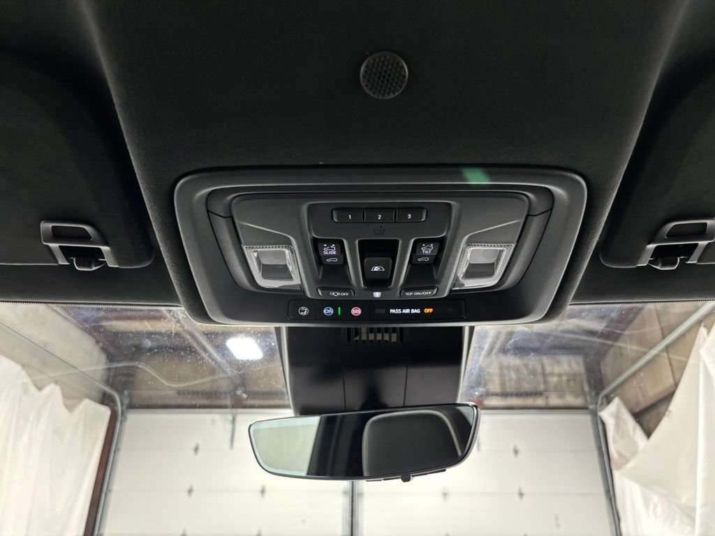 Used 2026 GMC Sierra 2500 AT4X AWD/4WD image 38