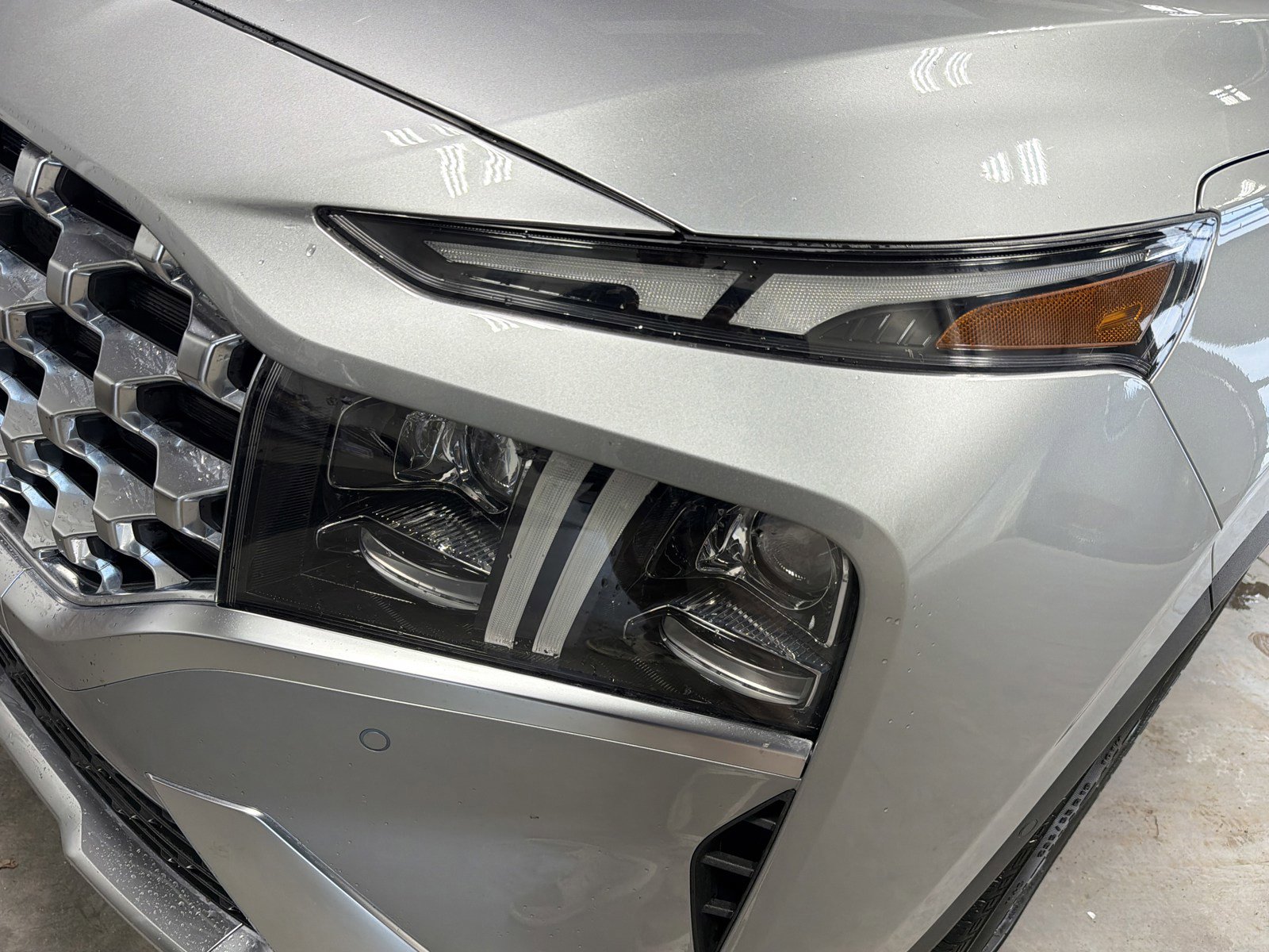 Used 2022 Hyundai Santa Fe Limited w/ Cargo Package image 16