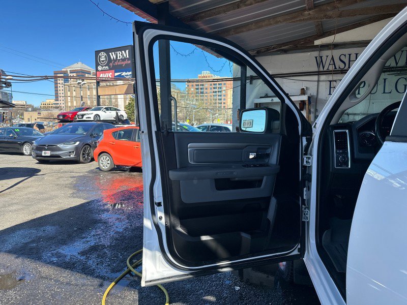Used 2019 RAM 1500 Big Horn image 12