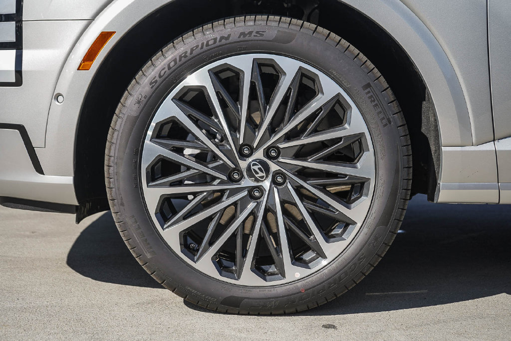 New 2026 Hyundai Palisade Calligraphy AWD/4WD image 9