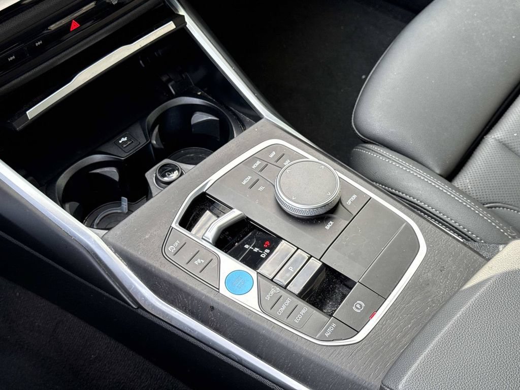 Used 2024 BMW i4 eDrive40 RWD image 27
