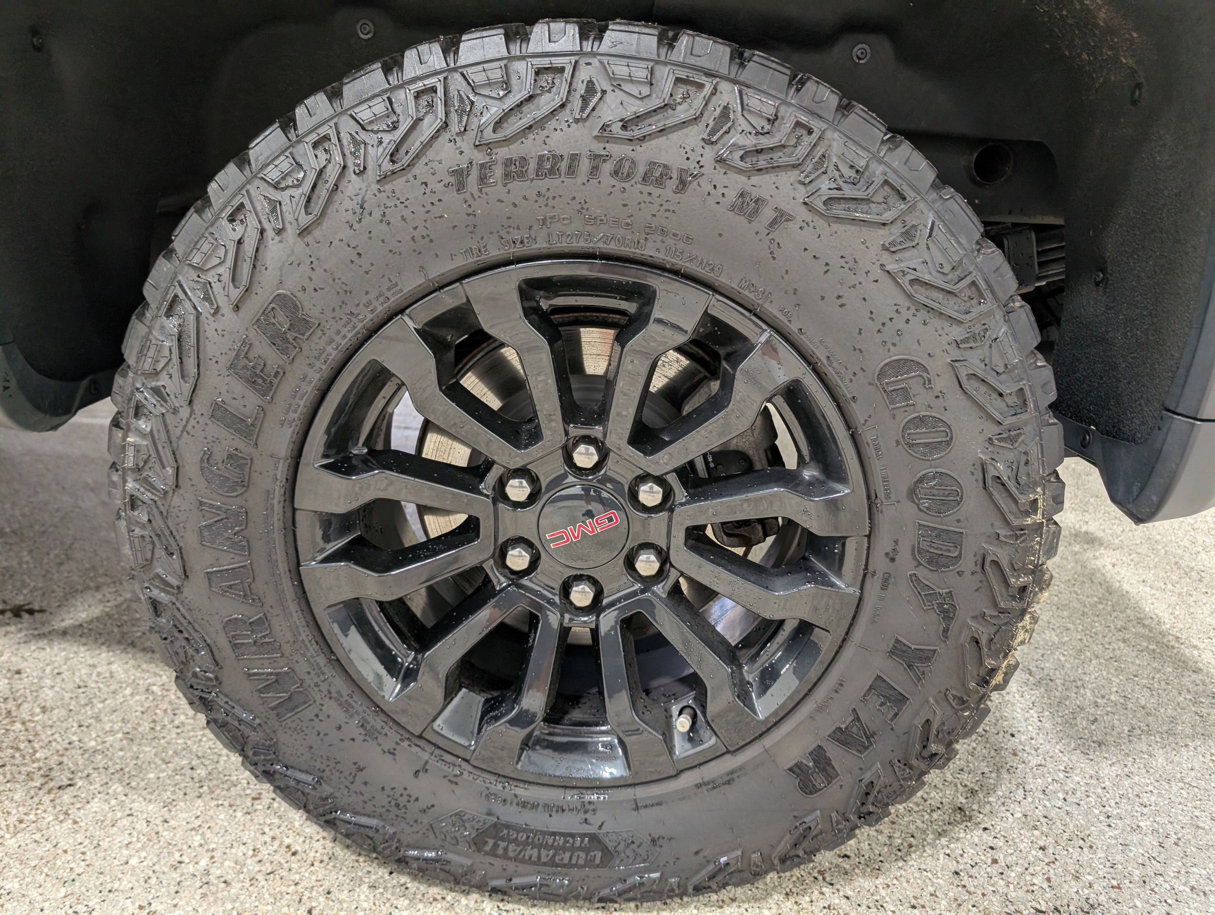 Used 2023 GMC Sierra 1500 AT4X image 13