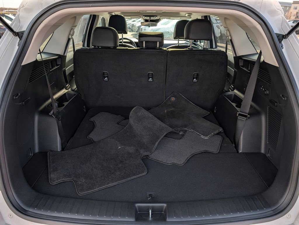 Used 2025 Kia Sorento S w/ Panoramic Sunroof Package image 18