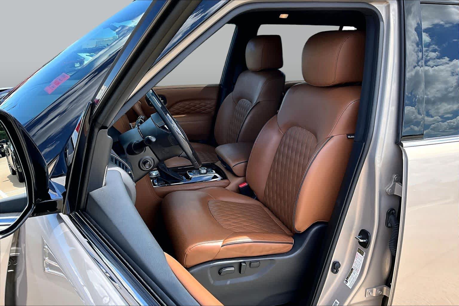Used 2023 INFINITI QX80 Sensory w/ Cargo Package RWD image 8