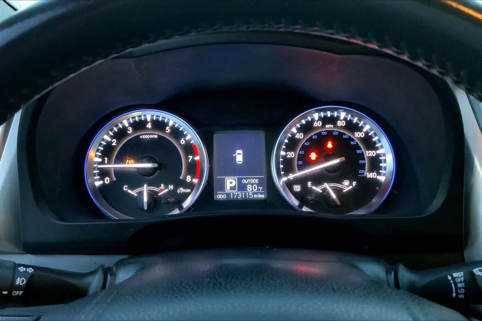 Used 2014 Toyota Highlander Plus FWD image 25