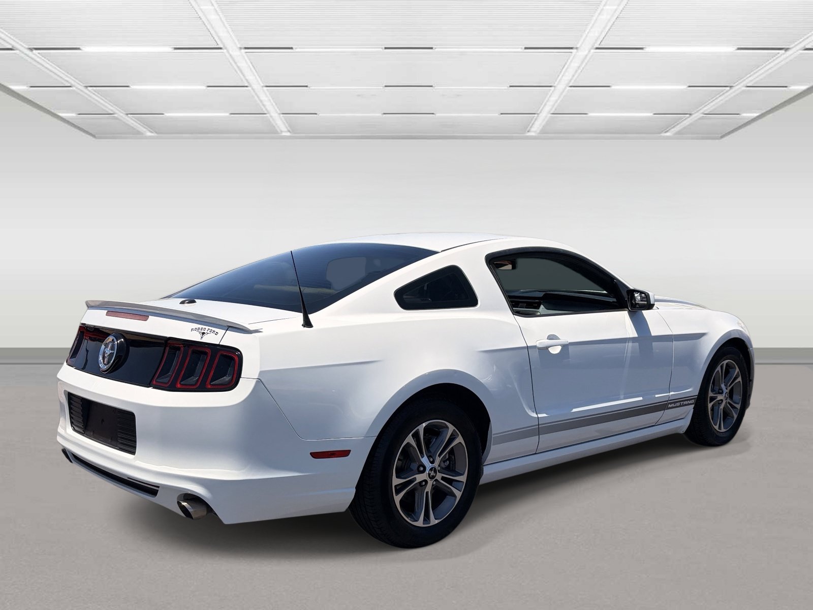 Used 2014 Ford Mustang Premium w/ Electronics Package RWD image 5