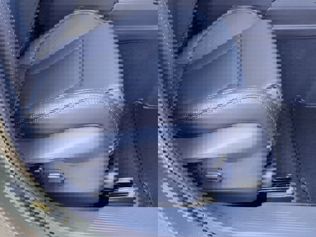 New 2025 Subaru Outback Touring XT image 11