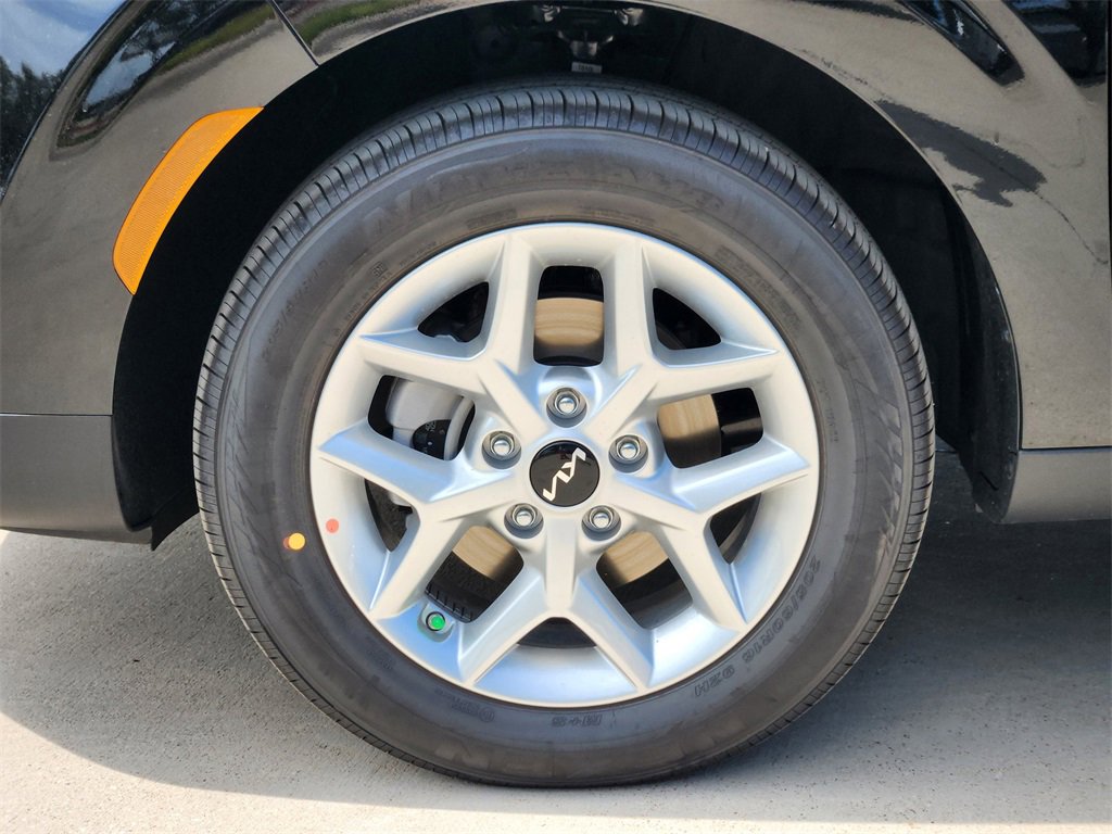 New 2025 Kia Soul S image 7