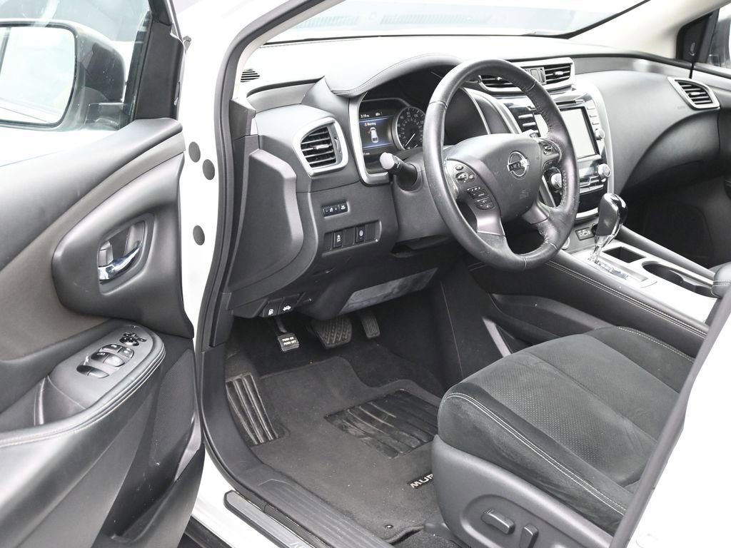 Used 2021 Nissan Murano SV FWD image 11
