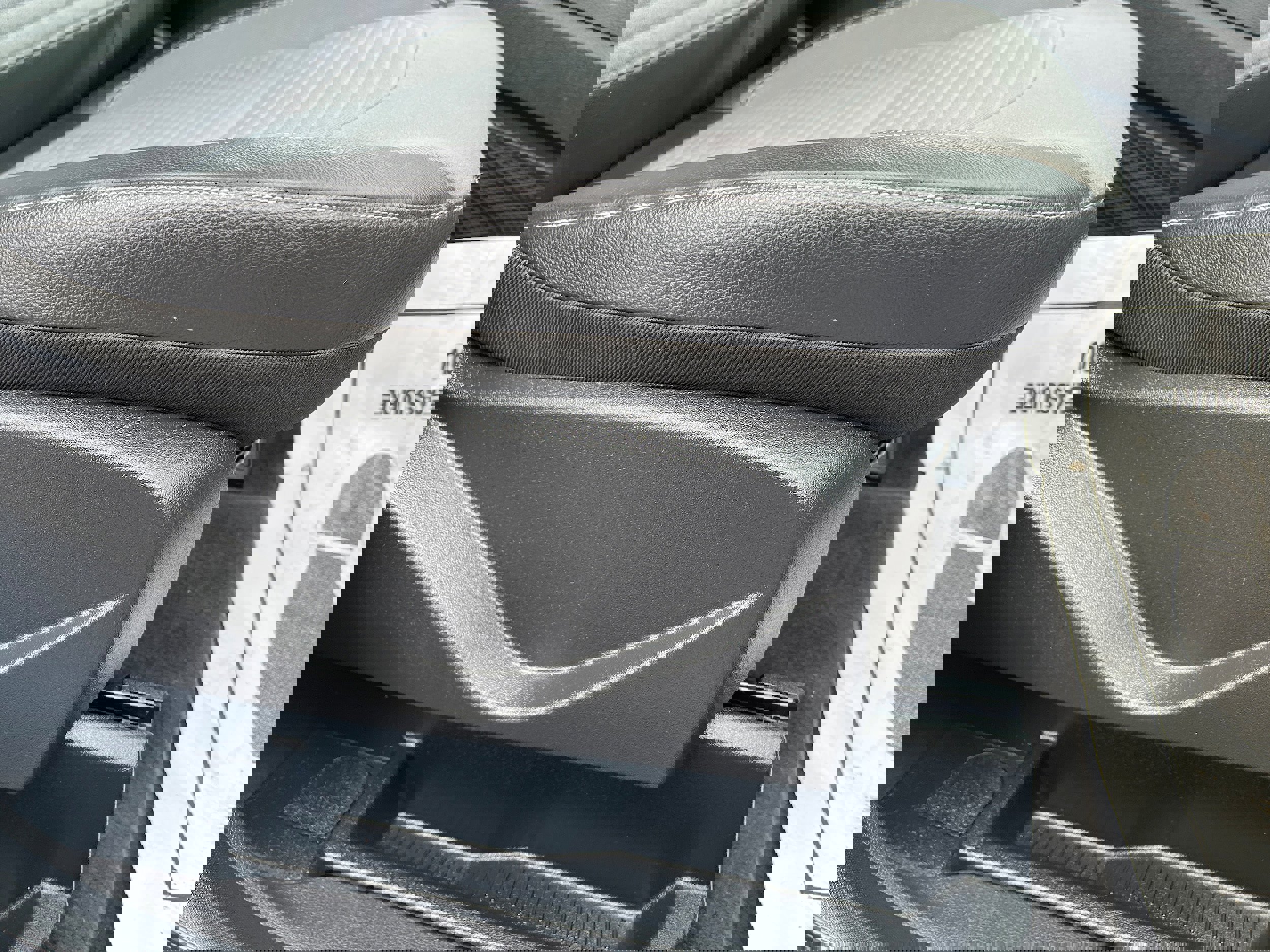 Certified 2018 Ford Escape SE w/ Ford Safe & Smart Package image 16