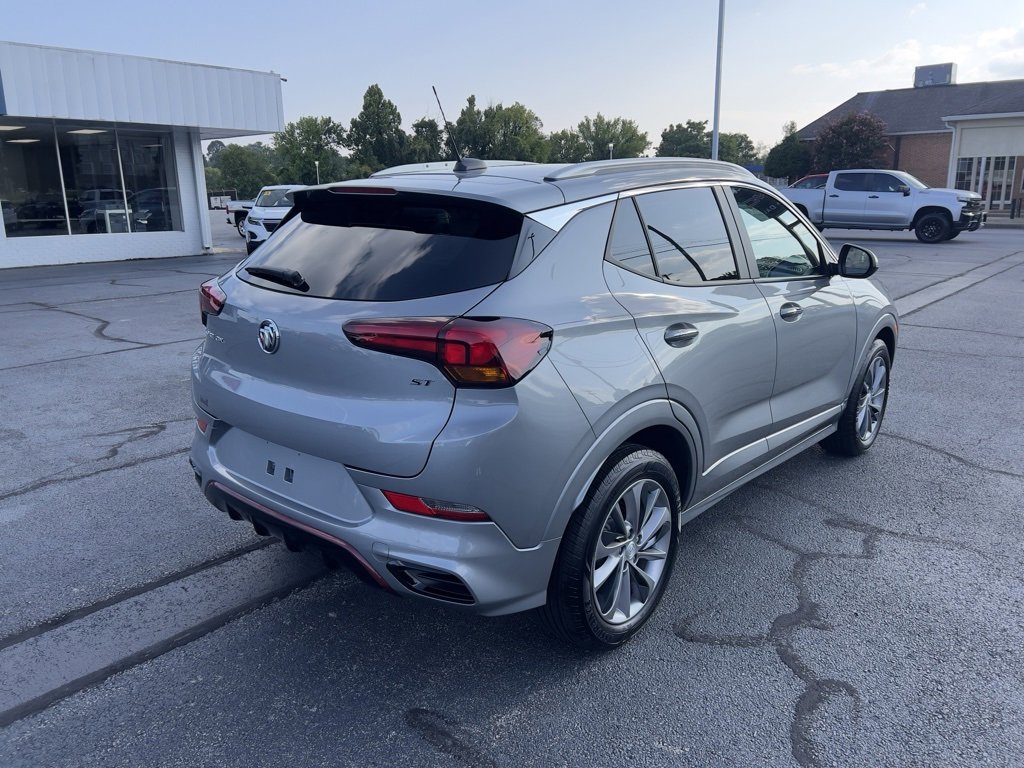 Used 2023 Buick Encore GX Select w/ Sport Touring Package image 8