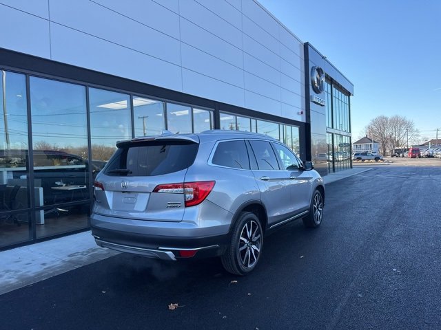 Used 2022 Honda Pilot Touring image 3