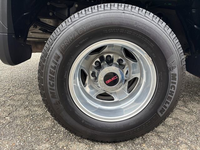 Used 2023 GMC Sierra 3500 Denali AWD/4WD image 24