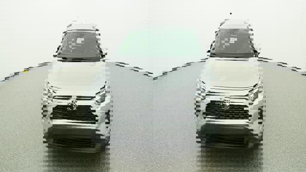 New 2025 Toyota RAV4 XLE image 15