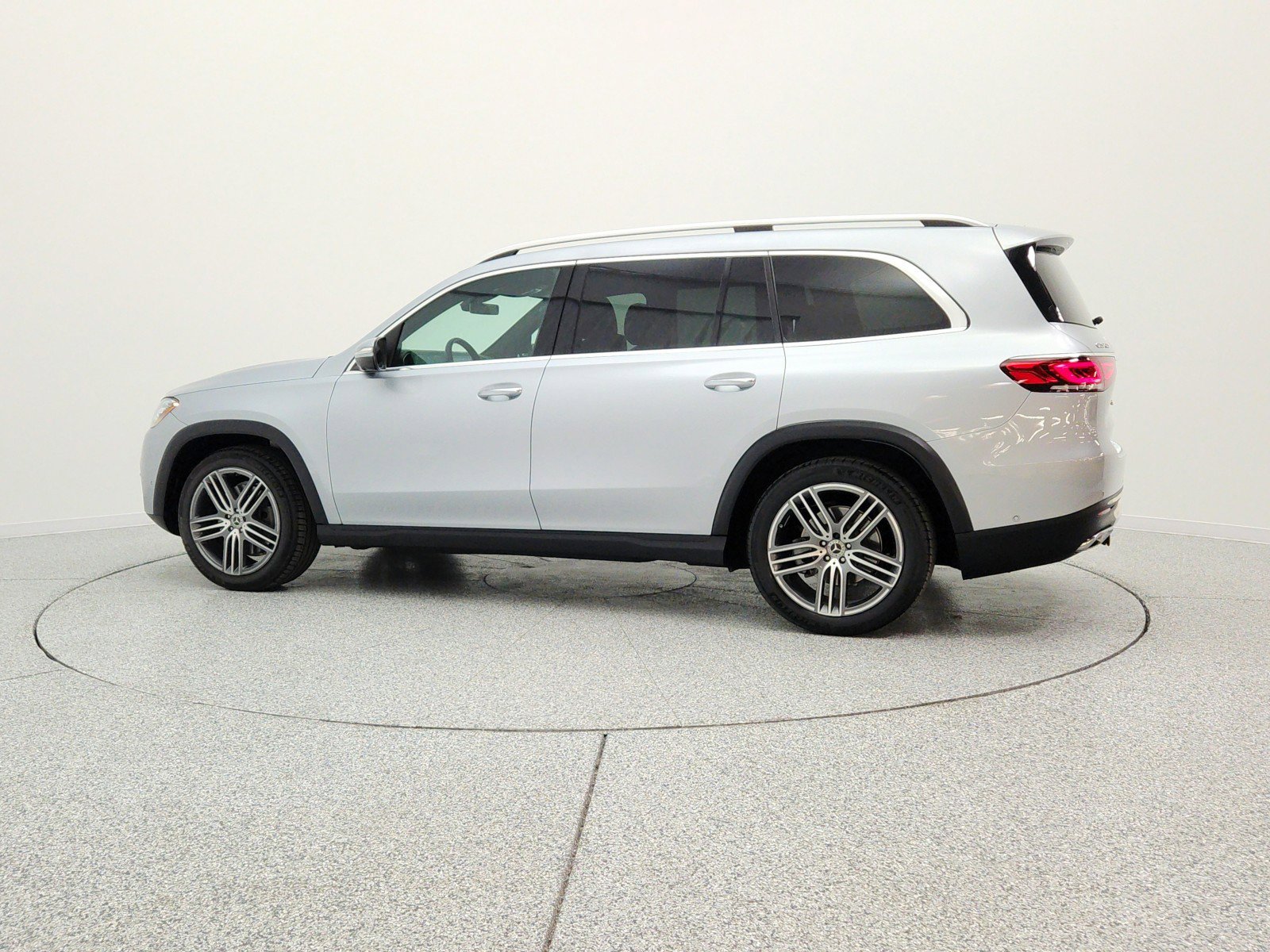 Certified 2023 Mercedes-Benz GLS 450 4MATIC image 8