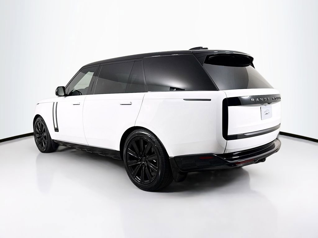 New 2026 Land Rover Range Rover Long Wheelbase SE AWD/4WD image 7