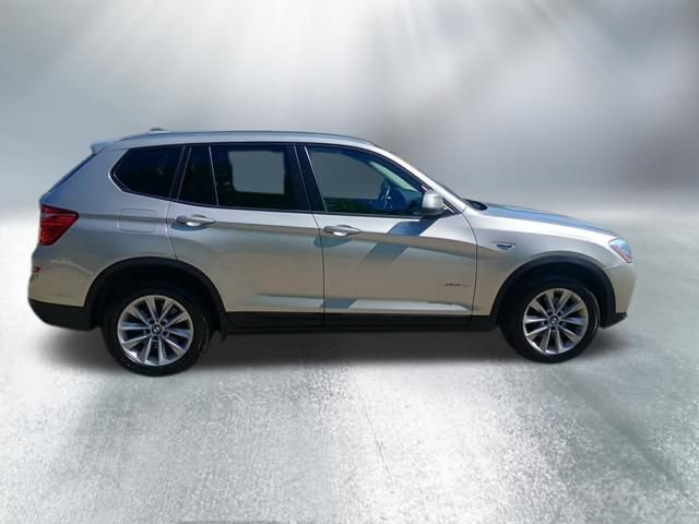 Used 2017 BMW X3 xDrive28i AWD/4WD image 7