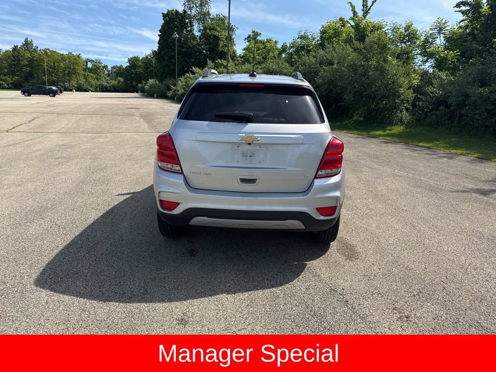 Used 2019 Chevrolet Trax LT w/ LT Convenience Package AWD/4WD image 4