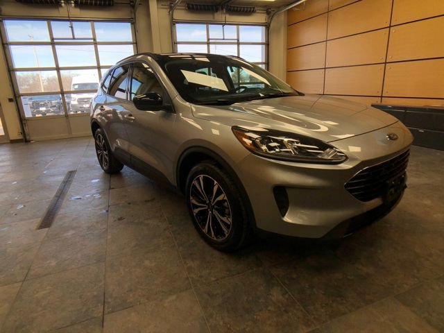 Certified 2021 Ford Escape SE w/ SE Sport Appearance Package 360° Tour