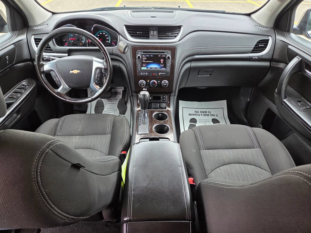 Used 2015 Chevrolet Traverse LT AWD/4WD image 48