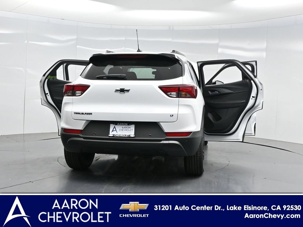 New 2026 Chevrolet TrailBlazer LT w/ Convenience Package FWD image 51