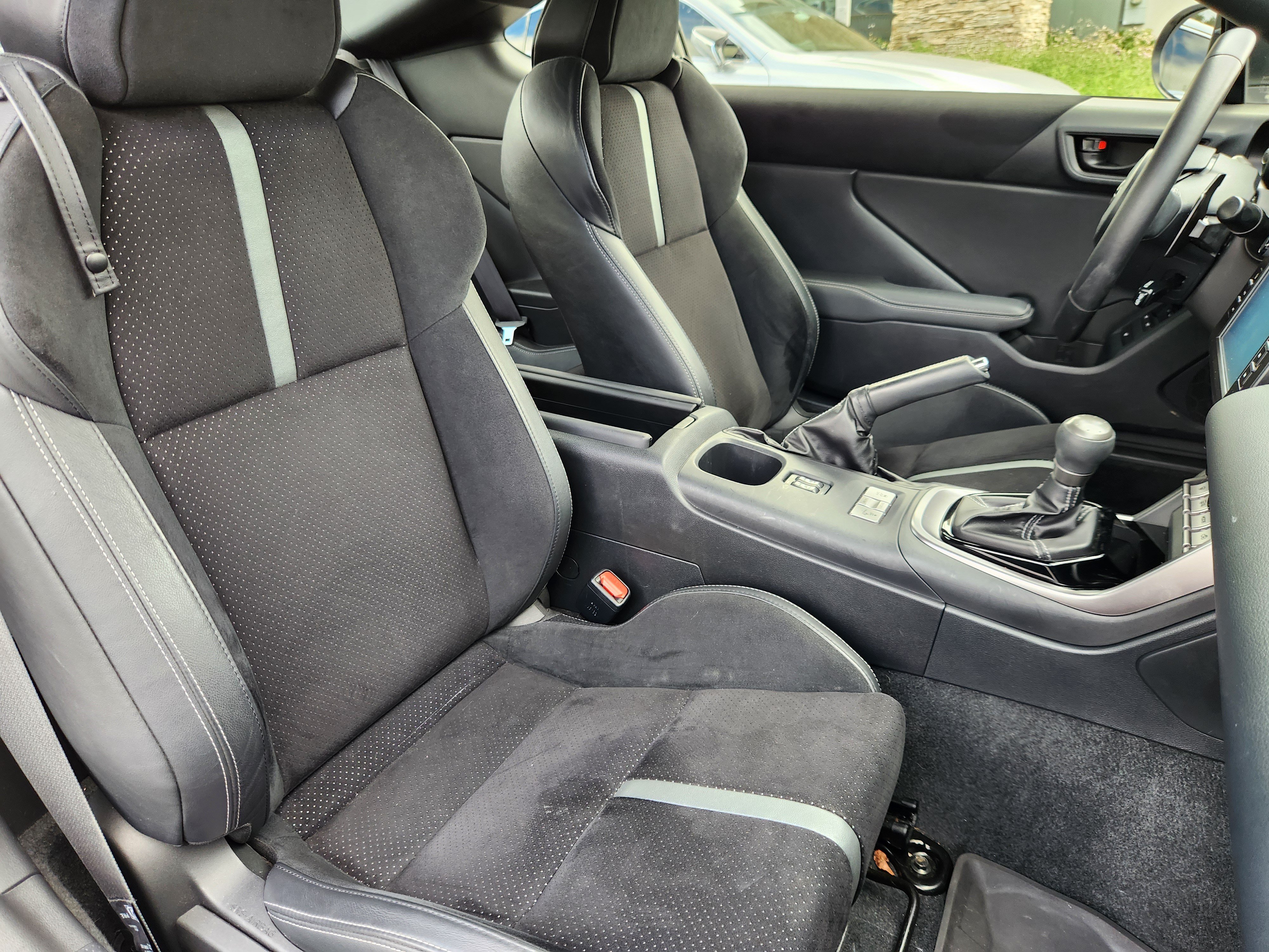 Used 2022 Toyota GR86 Premium RWD image 14