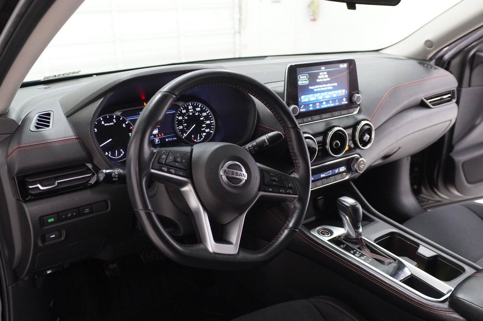 Used 2022 Nissan Sentra SR w/ Midnight Edition FWD image 8