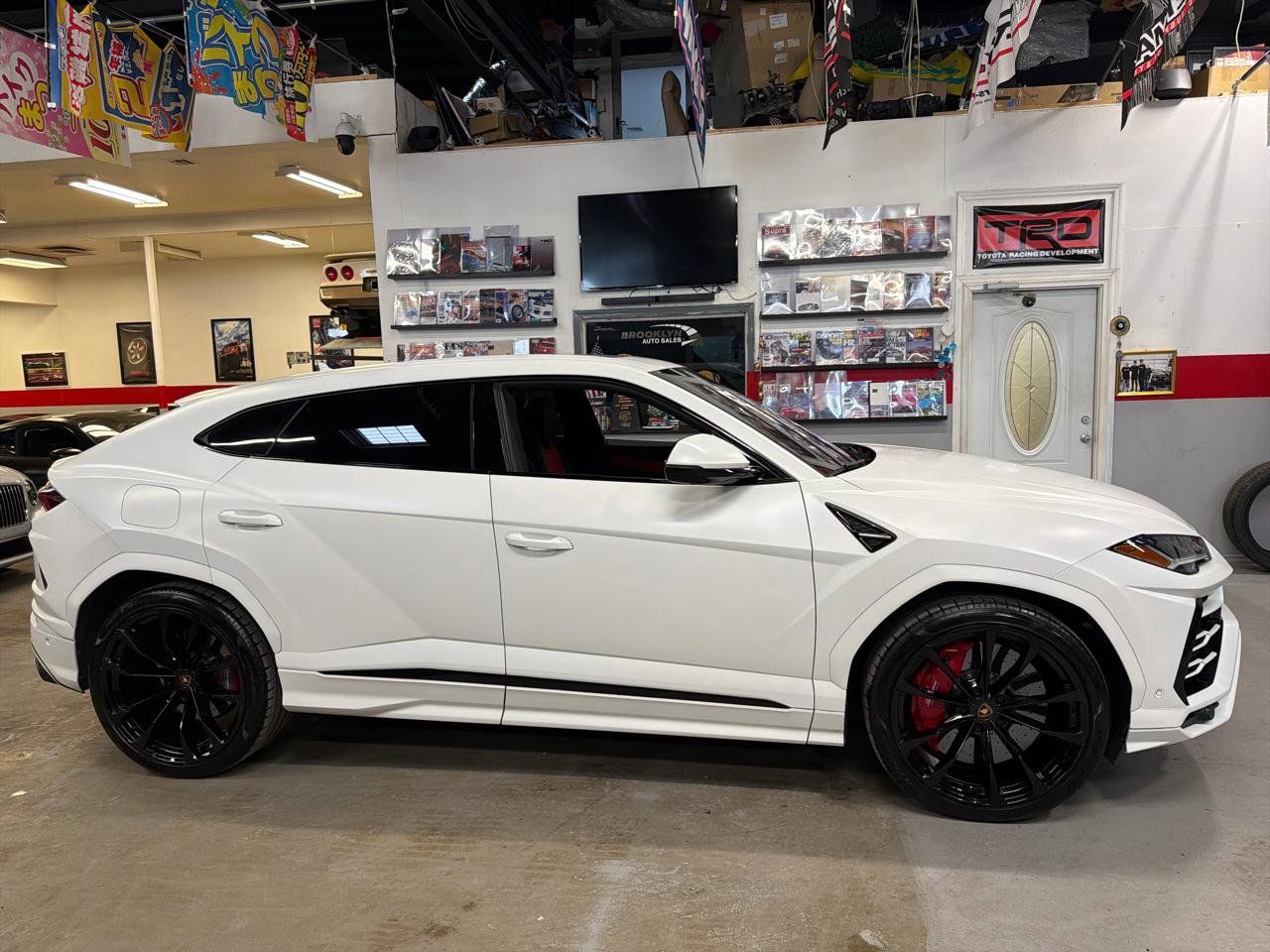 Used 2022 Lamborghini Urus image 4