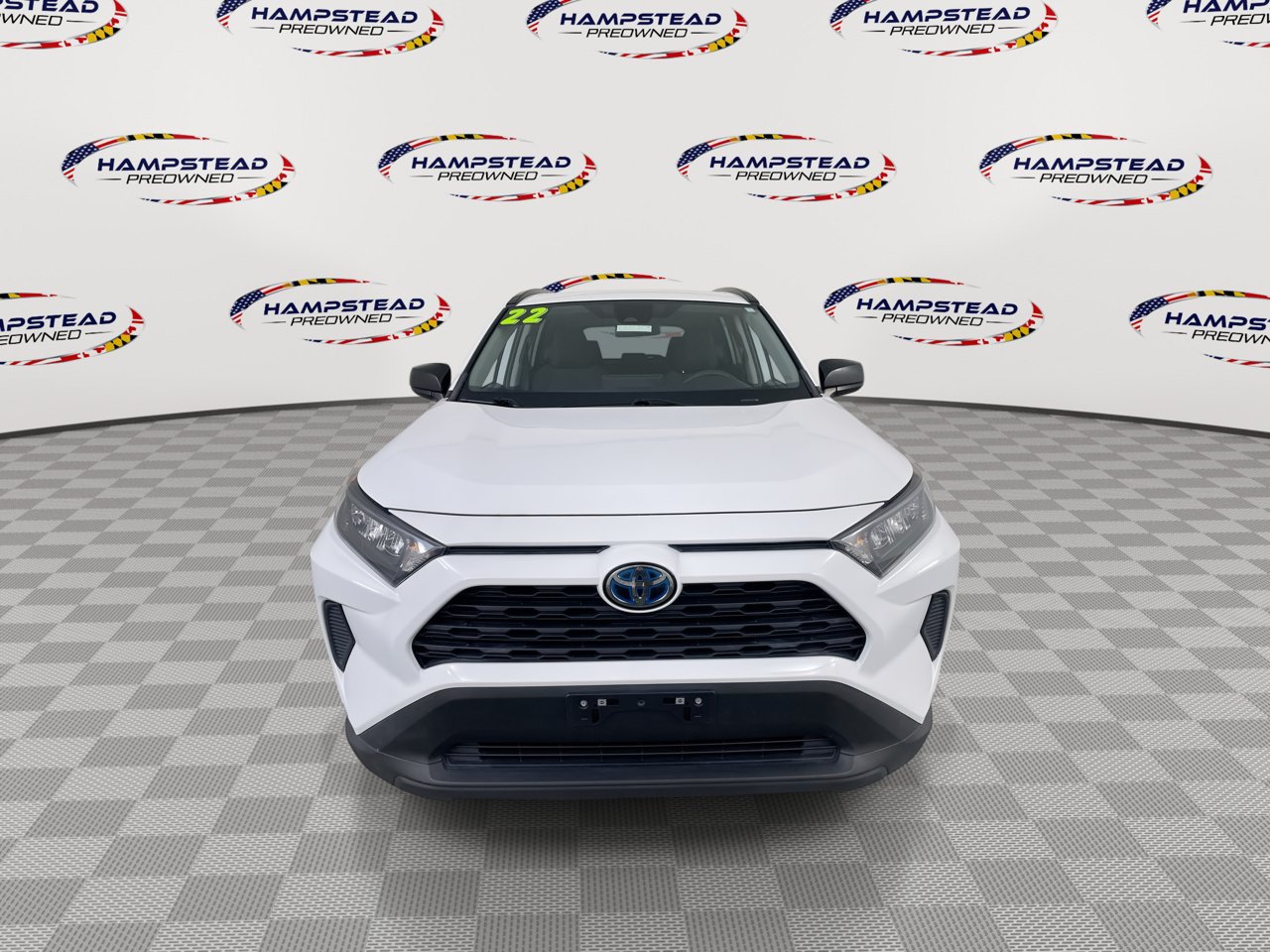 Used 2022 Toyota RAV4 LE AWD/4WD image 3