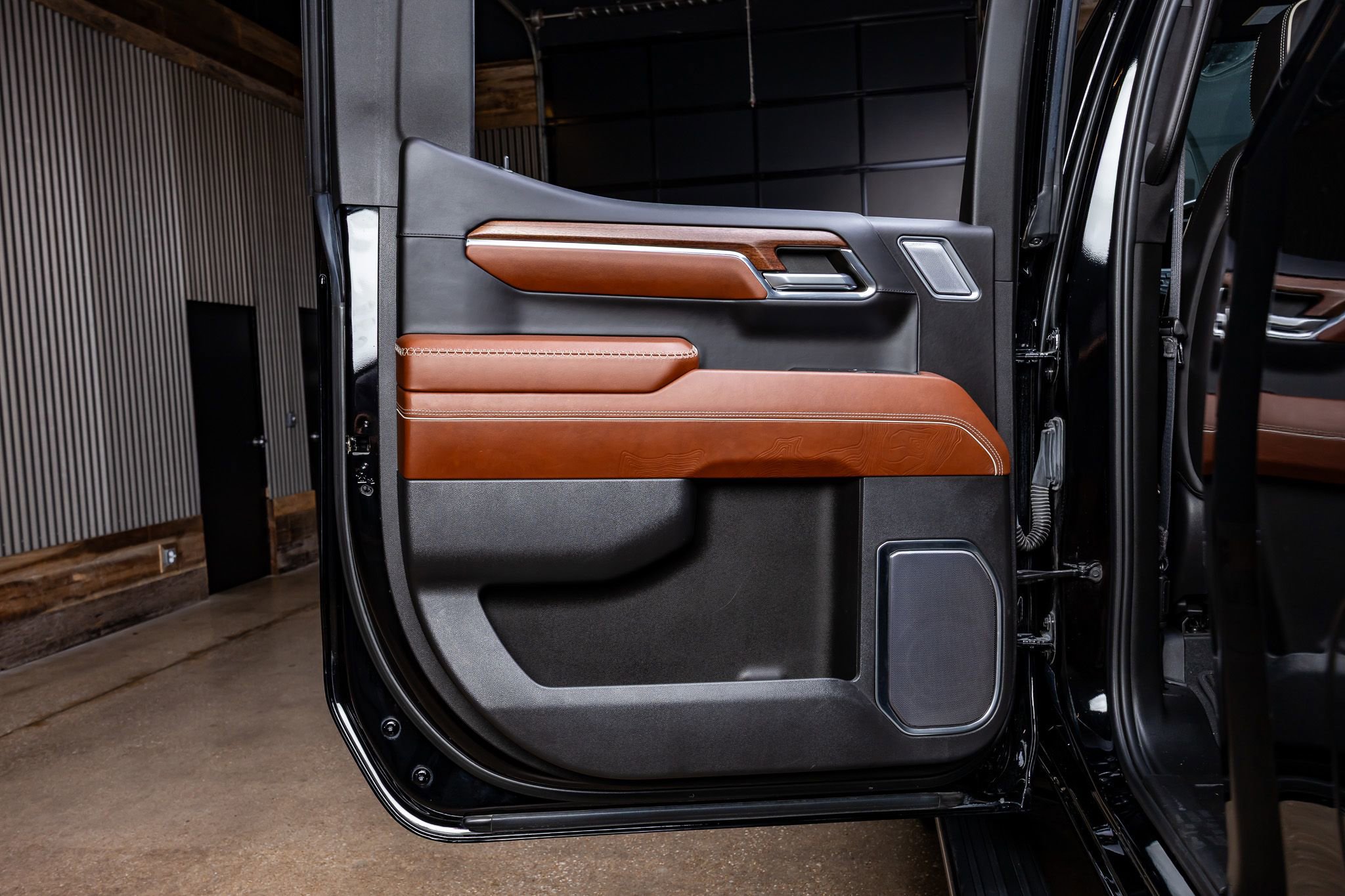 Used 2023 GMC Sierra 1500 Denali Ultimate image 37