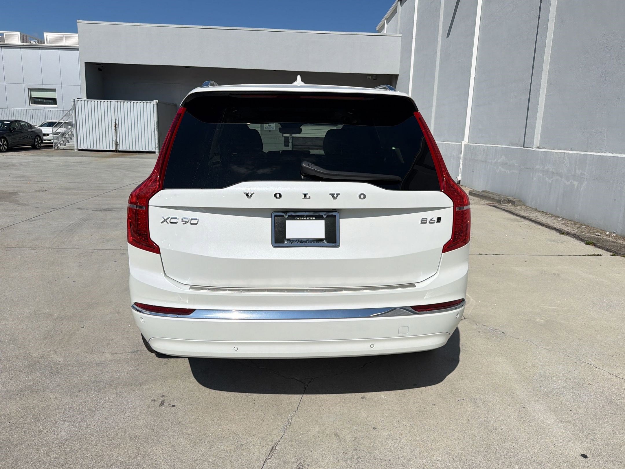 Used 2023 Volvo XC90 B6 Ultimate w/ Protection Package Premier AWD/4WD image 10