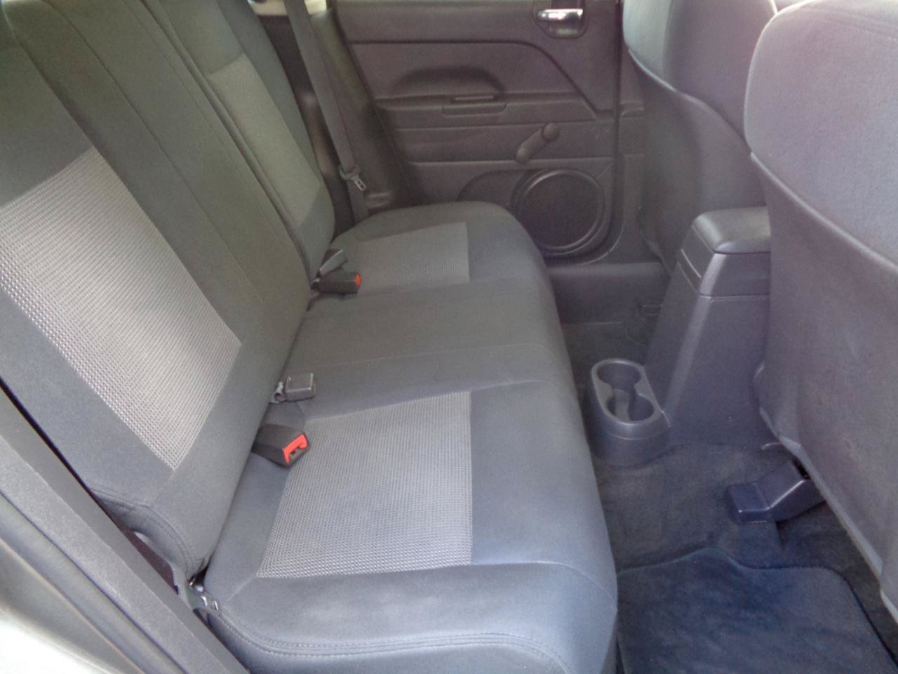 Used 2012 Jeep Patriot Sport FWD image 3