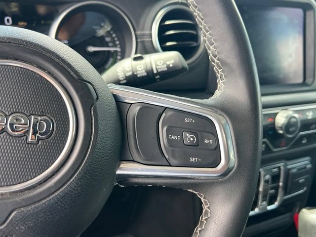 Used 2023 Jeep Wrangler Unlimited Sahara AWD/4WD image 21