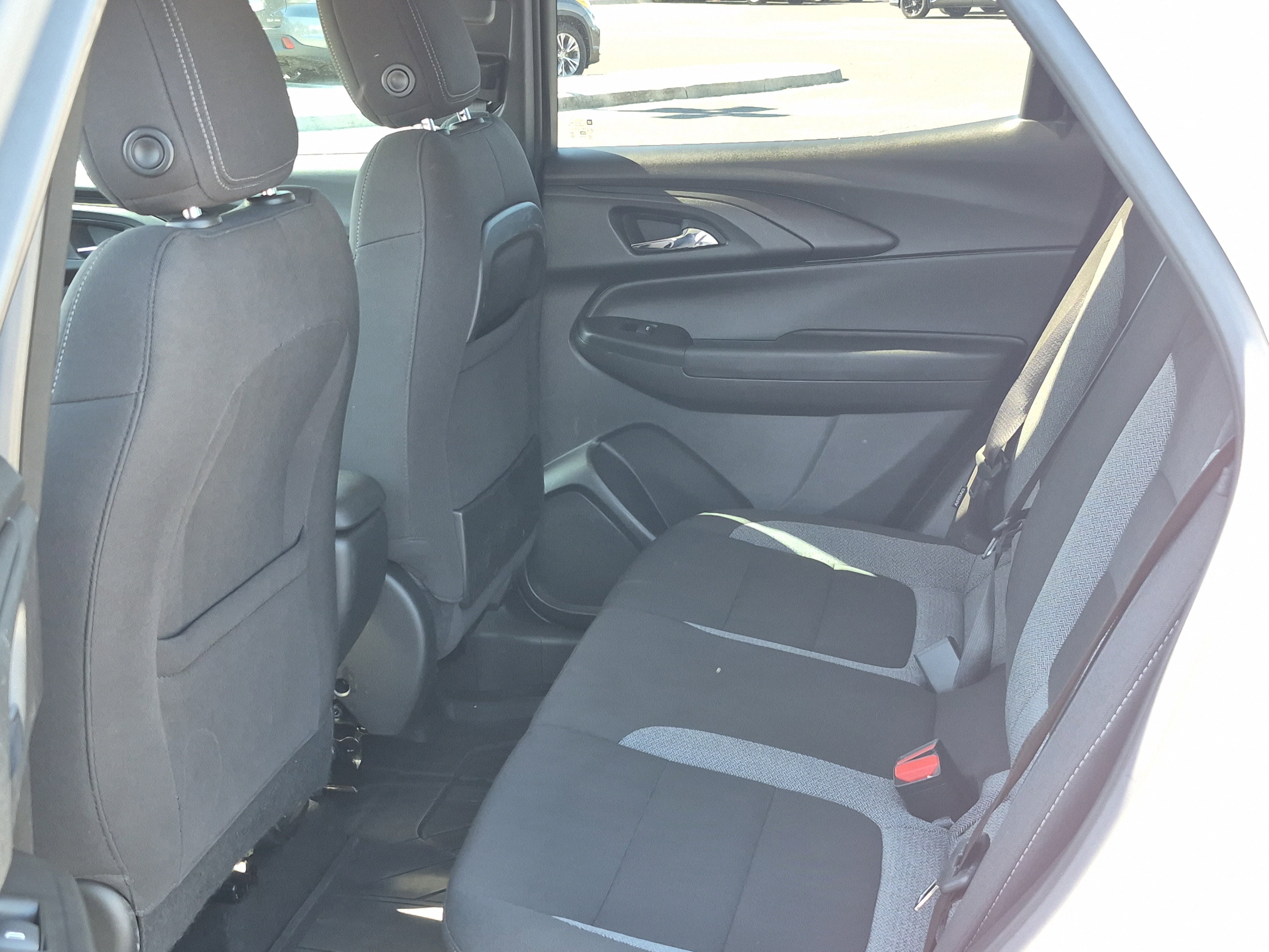 Used 2023 Chevrolet TrailBlazer LT w/ Convenience Package image 14