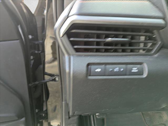 Used 2019 Nissan Altima 2.5 SR w/ SR Premium Package image 13