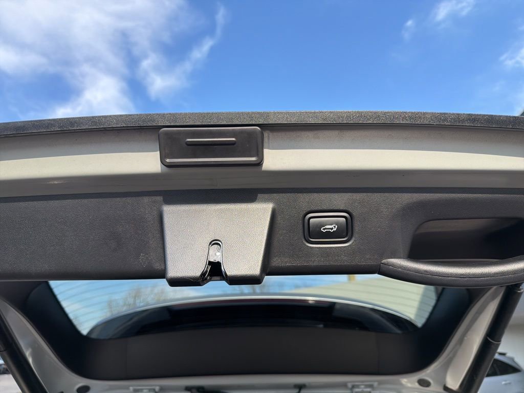 Used 2023 Hyundai Tucson Limited image 18