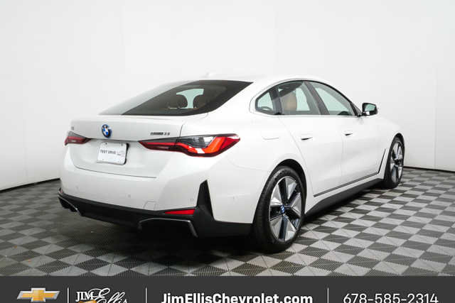 Used 2023 BMW i4 eDrive35 w/ Premium Package RWD image 3