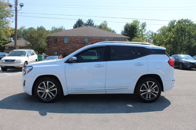 Used 2019 GMC Terrain Denali w/ Comfort Package FWD image 5