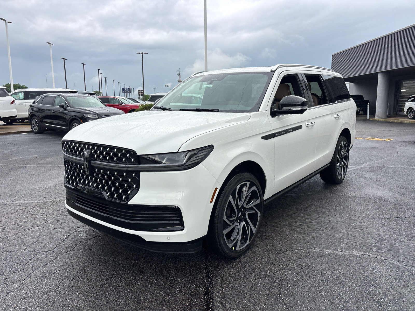 New 2026 Lincoln Navigator Black Label AWD/4WD image 3