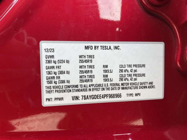 Used 2023 Tesla Model Y Long Range image 33