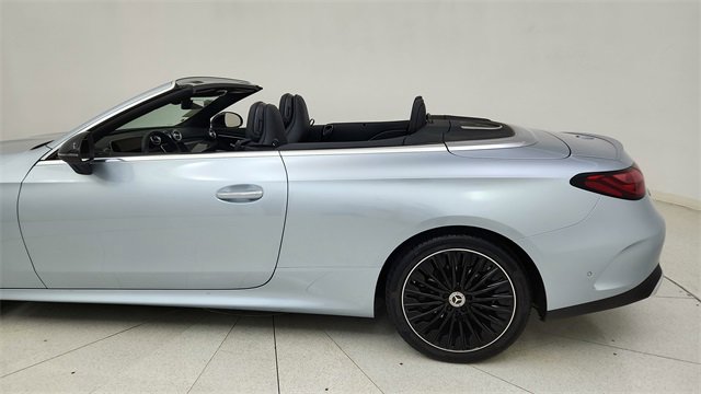 Used 2025 Mercedes-Benz CLE 300 4MATIC Cabriolet image 10