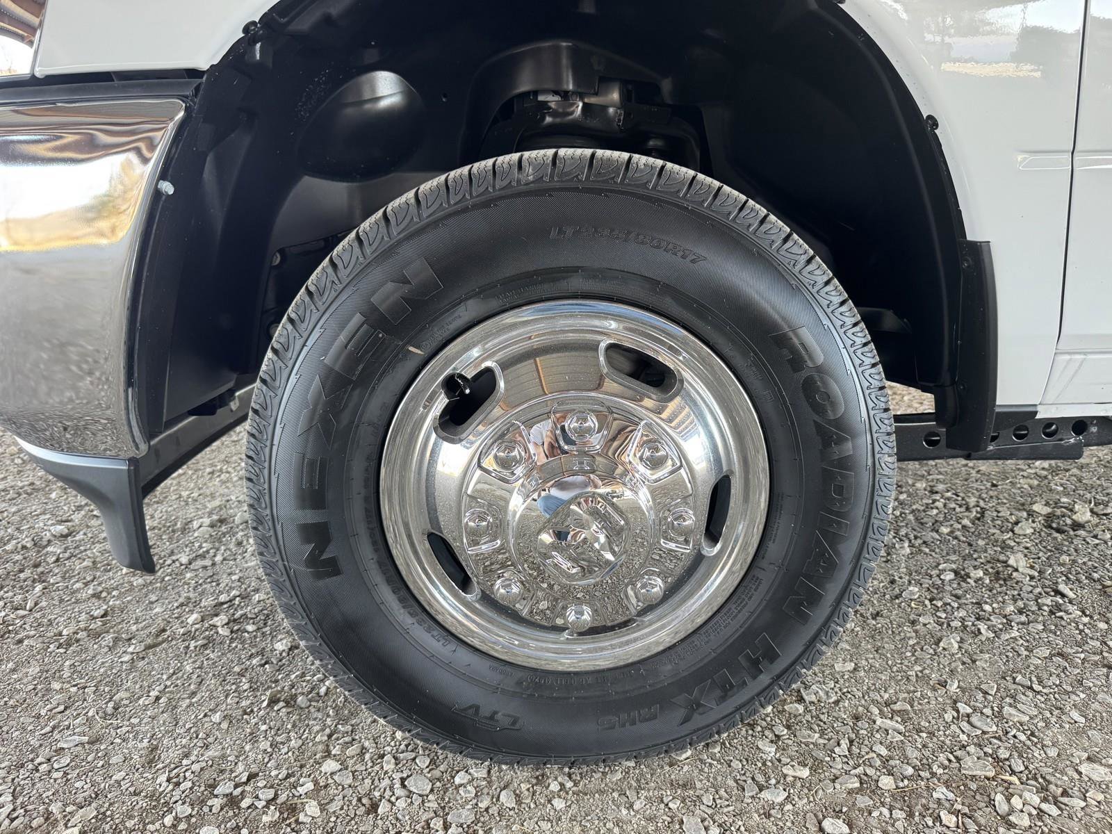 New 2026 RAM 3500 Tradesman w/ Chrome Appearance Group A image 40