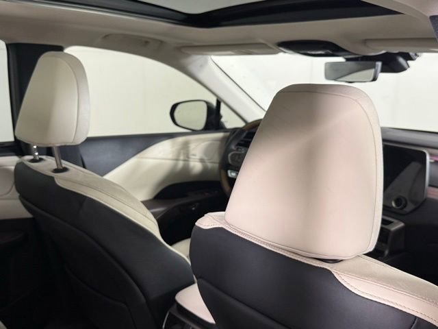 Used 2025 Lexus RX 350 FWD image 32